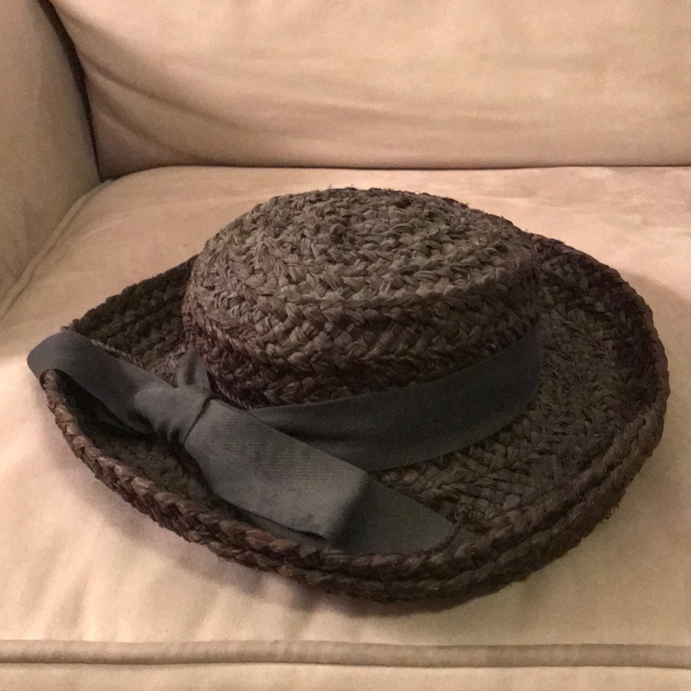 Like new • sun hat